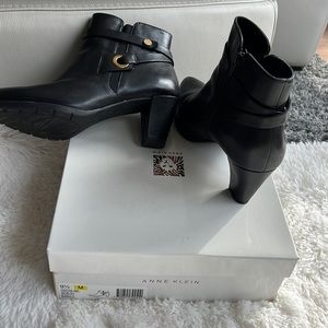 Anne Klein - AKCHELSEY Bootie